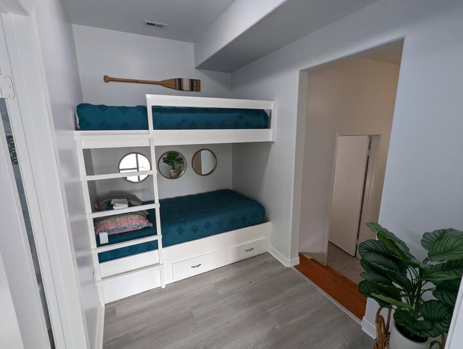 5/3 With A Heated Pool 2 Min From Beach, Updated Galveston Exterior photo
