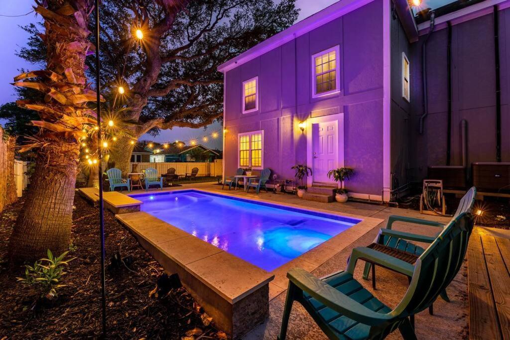 5/3 With A Heated Pool 2 Min From Beach, Updated Galveston Exterior photo